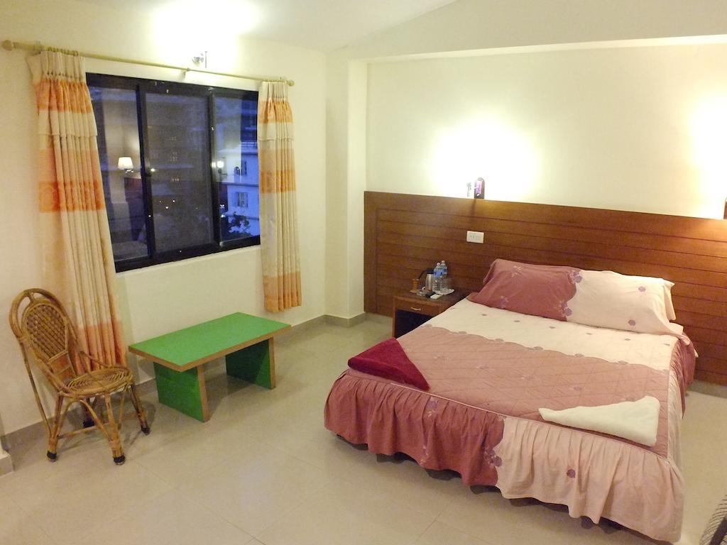Hotel Greenland Pokhara Kamer foto